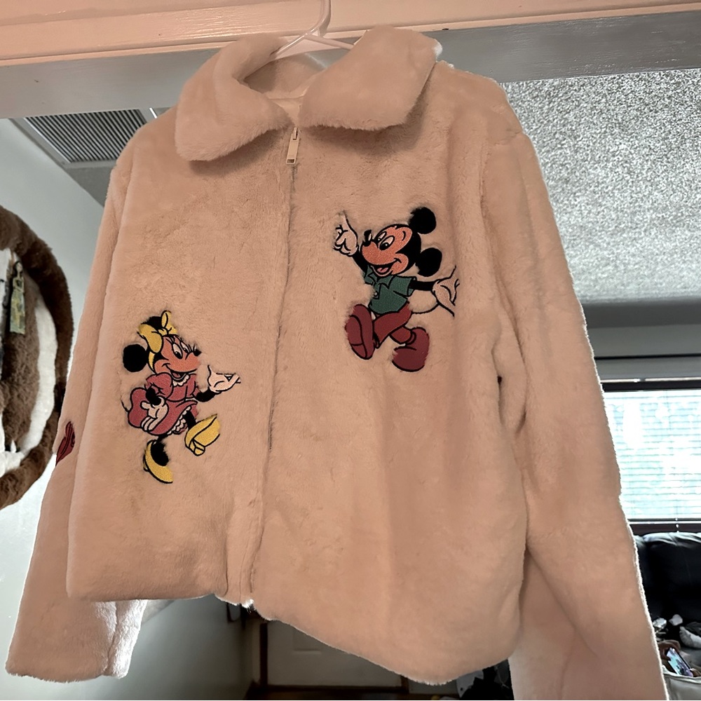 Women’s Sherpa Jacket with Mickey and friends